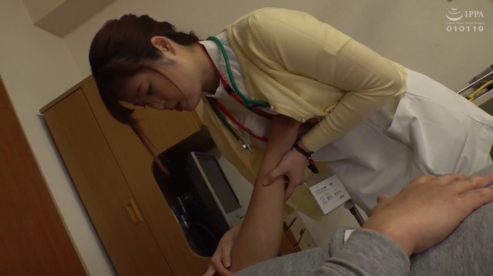 【閲覧注意】新人看護師、患者に強制フェラをさせられゲロを吐く・・・